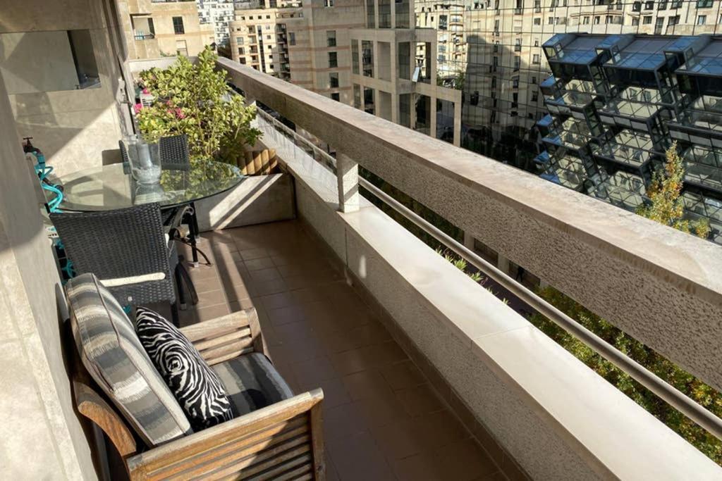 Beautiful Modern Fully Furnished Studio Леваллуа-Перре Екстер'єр фото